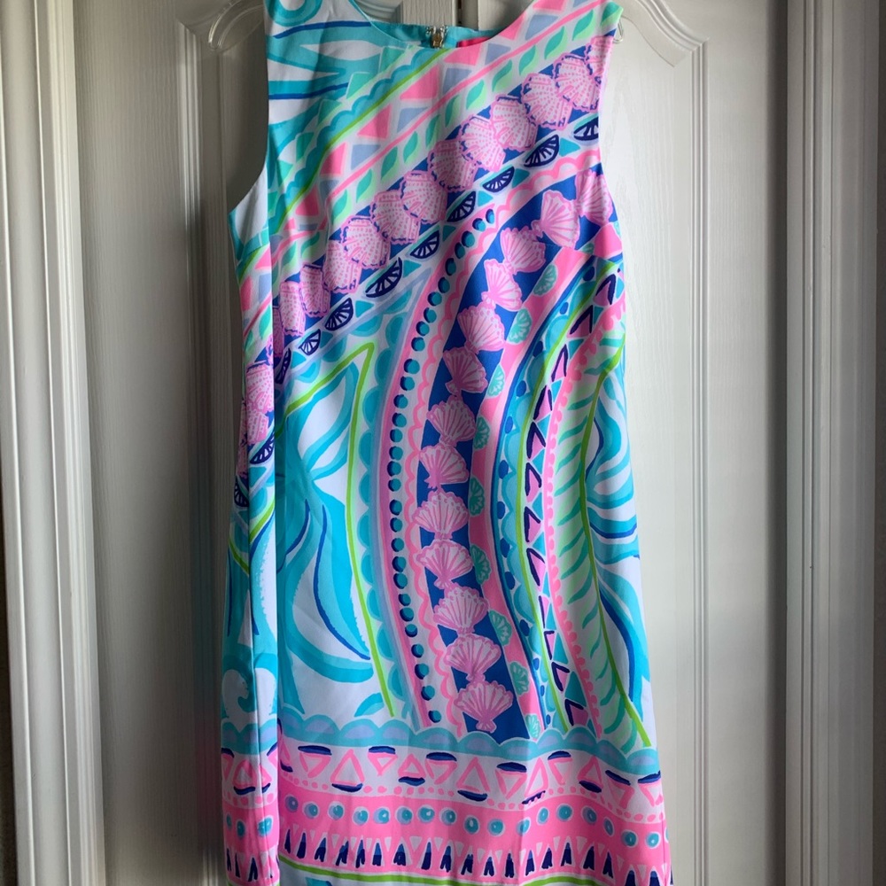 NWT Naurissa Shift Dress Size 4